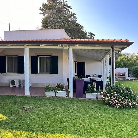 Summer House أفولا المظهر الخارجي الصورة