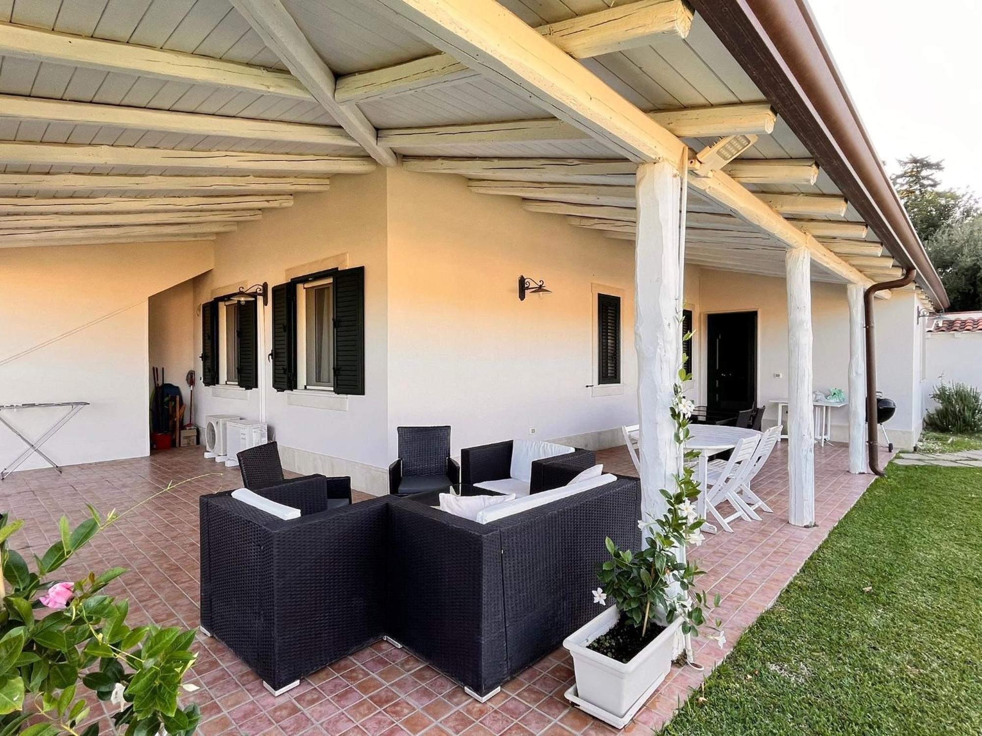 Summer House أفولا المظهر الخارجي الصورة