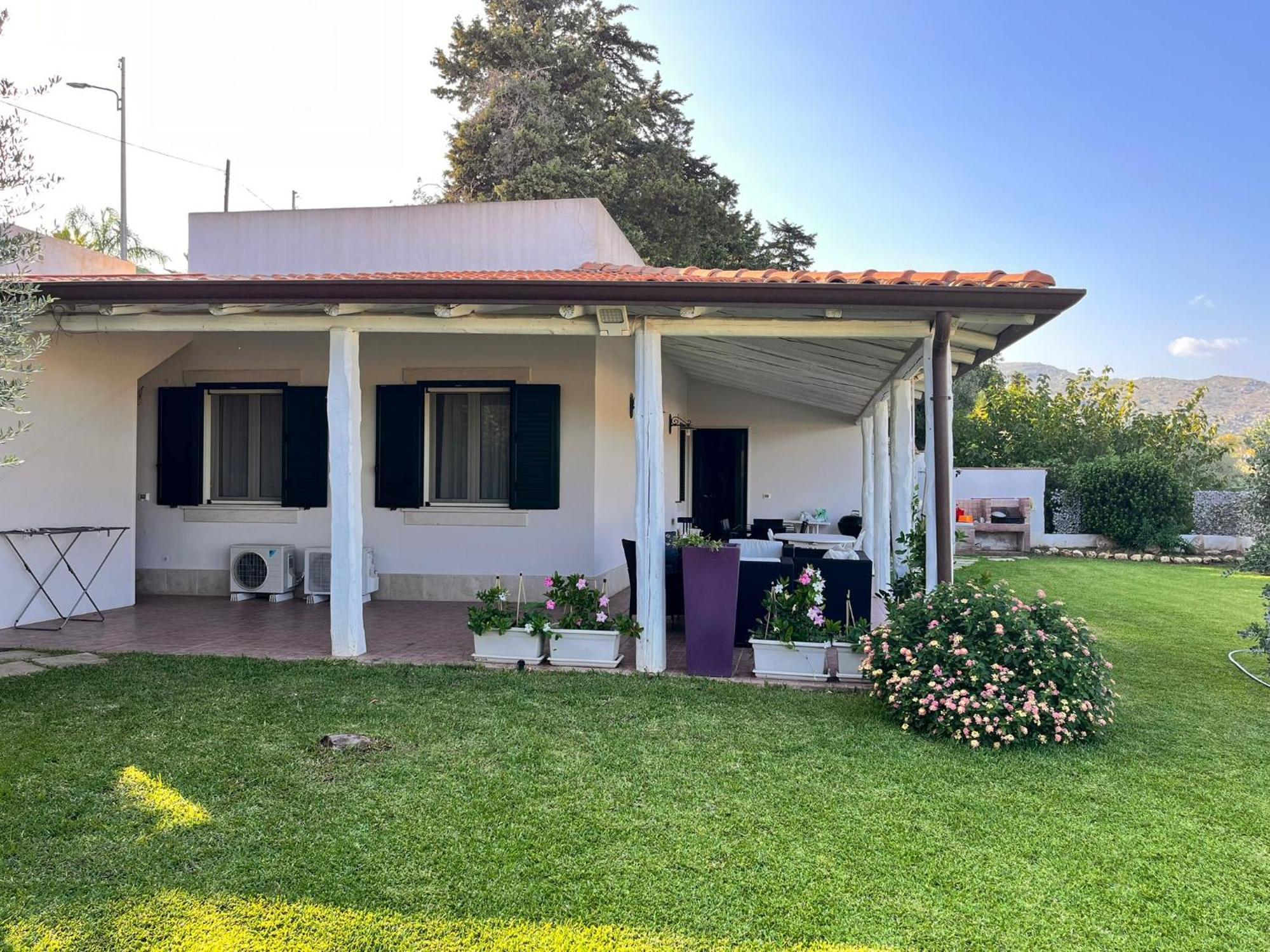 Summer House أفولا المظهر الخارجي الصورة
