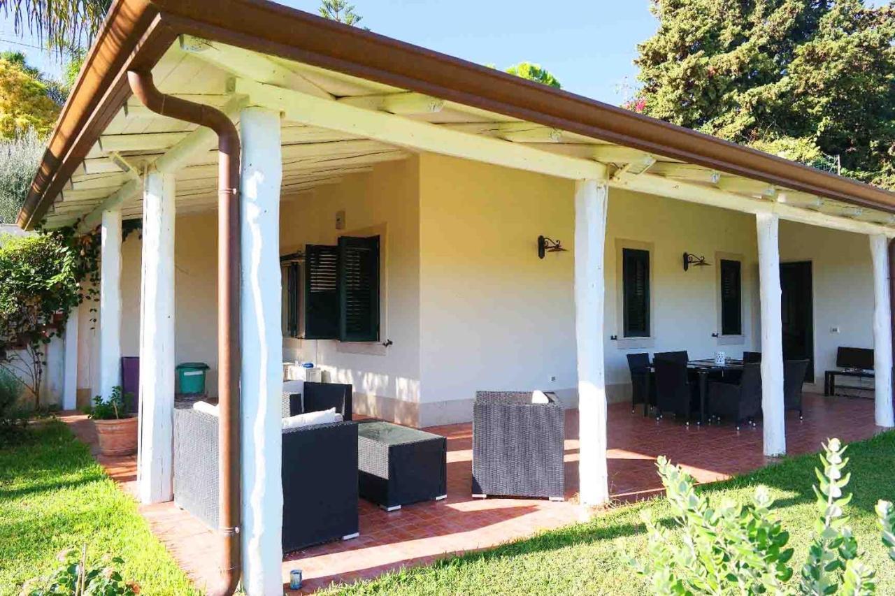 Summer House أفولا المظهر الخارجي الصورة